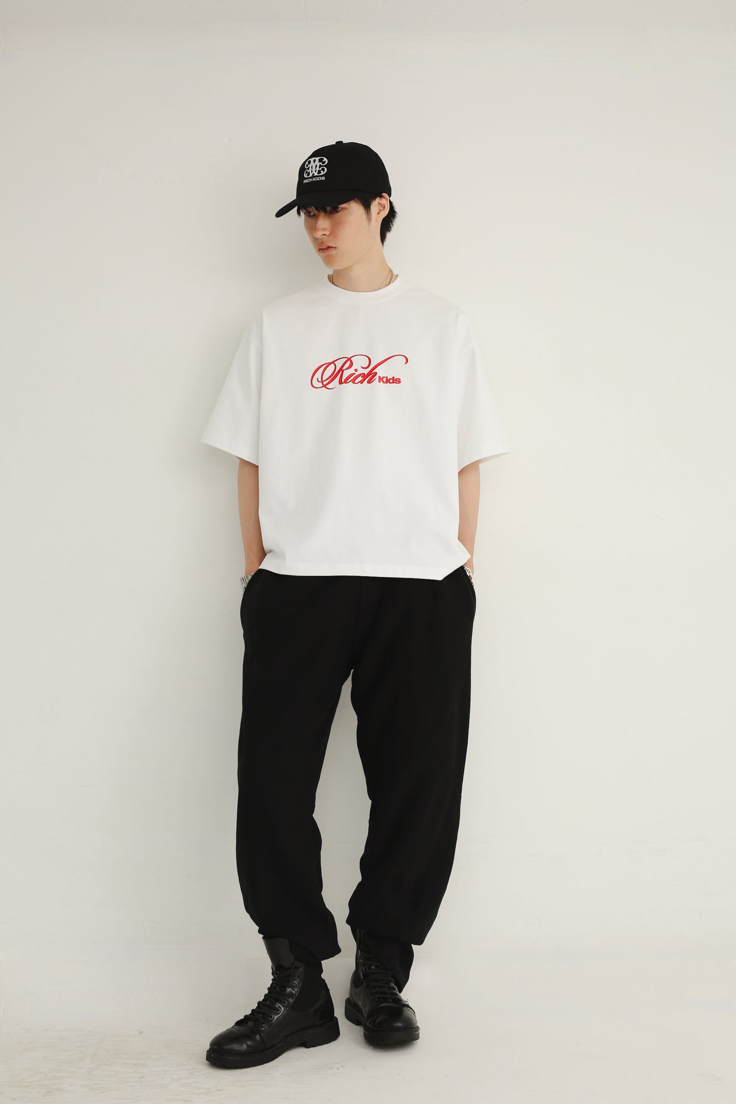 BOXY COMFORT LOGO TEE